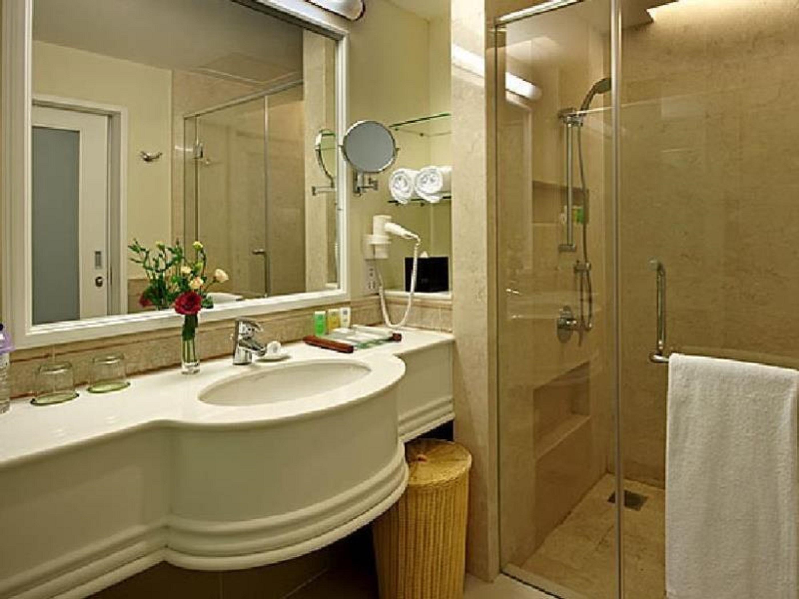 Hotel Royale Chulan Damansara 5*